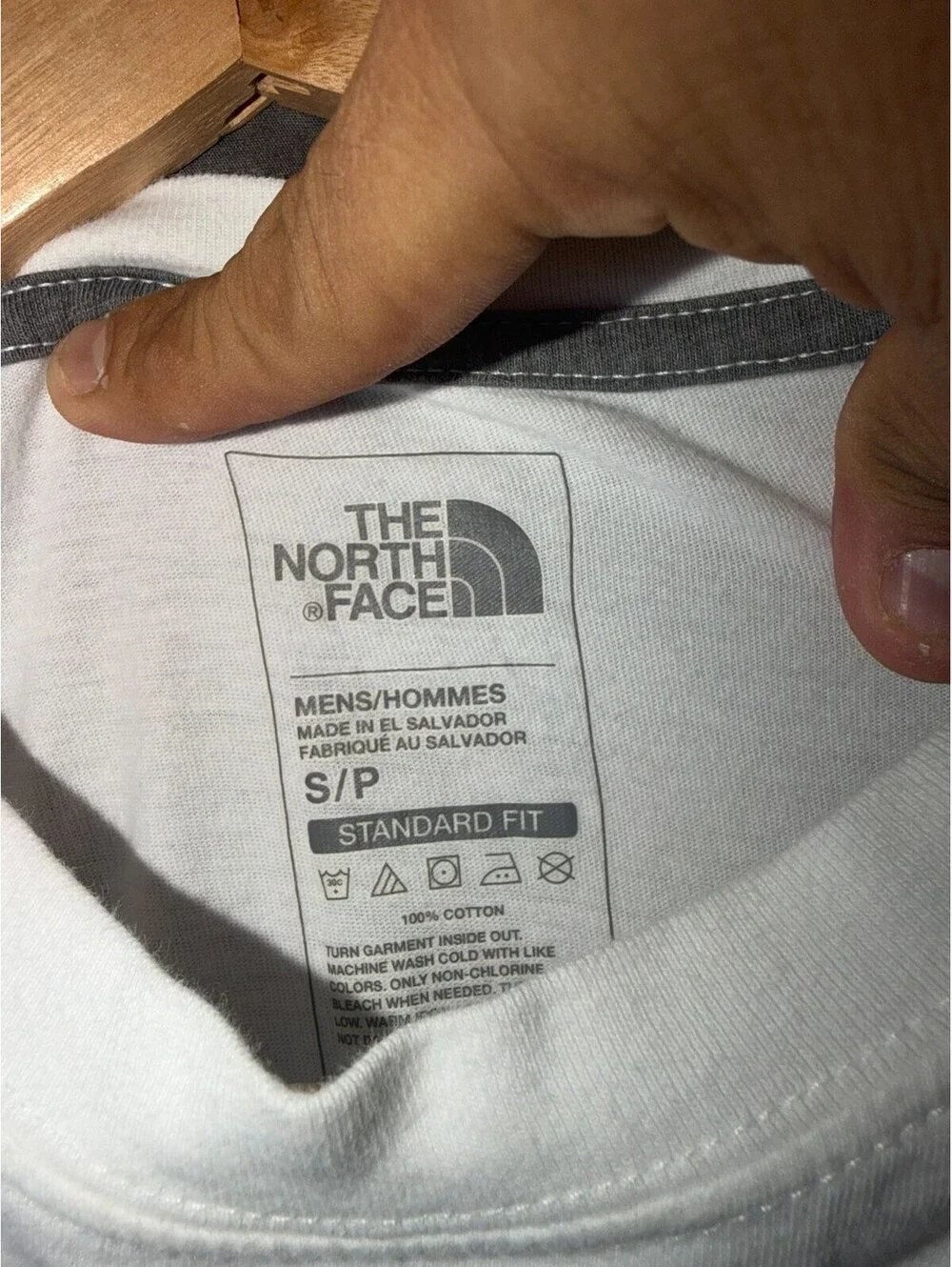 The North Face Men’s S White Logo T‑Shirt 100% Cotton Standard Fit